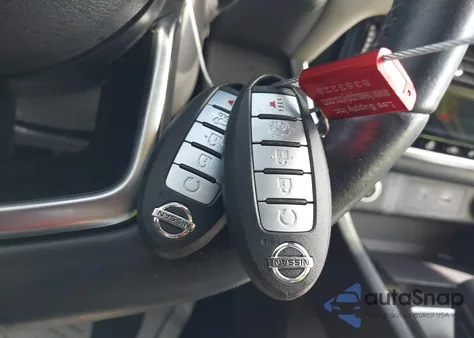 2021 Nissan Rogue Sv Fwd из США, поврежденный, VIN 5N1AT3BA8MC821866